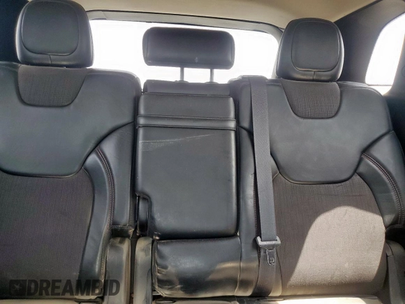 2014 Jeep Cherokee Trailhawk with VIN 1C4PJMBS0EW185737, listed as a Copart auction lot 63463015 with 199,983 mi miles and Clean title. Bid and sale history available at DreamBid. Image 10.
