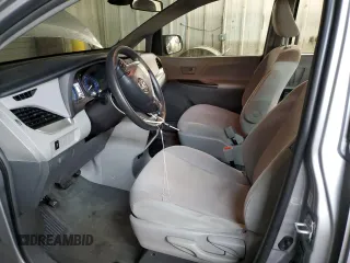 2018 Toyota Sienna L with VIN 5TDZZ3DC7JS941222, listed as a Copart auction lot 72566472 with 50,112 mi miles and . Bid and sale history available at DreamBid. Image 7.
