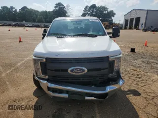 2017 Ford F-350 XL z VIN 1FT8W3A63HED69780, wystawiony jako Copart lot #55436945 z przebiegiem 162 220 mil mil oraz Szkoda całkowita • Salvage title. Historia ofert i sprzedaży dostępna na DreamBid. Obrazek 5.
