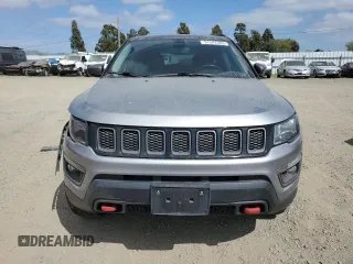 2019 Jeep Compass Trailhawk with VIN 3C4NJDDB3KT785383, listed as a Copart auction lot 53398135 with 83,498 mi miles and Salvage Title. Bid and sale history available at carsss.com. Image 5.