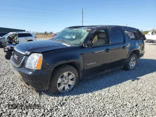 2008 GMC Yukon XL SLE w/3SA with VIN 1GKFC16008R234469, listed as a Copart auction lot 87145824 with 257,668 mi miles and Salvage Title. Bid and sale history available at carsss.com. Image 1.