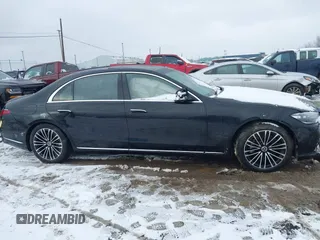 2023 Mercedes-Benz S-Class S 500 with VIN W1K6G6DB3PA219453, listed as a IAAI auction lot 41160024 with 29,196 mi miles. Bid and sale history available at carsss.com. Image 13.