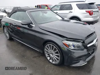 2019 Mercedes-Benz C 300 with VIN WDDWK8DB5KF919156, listed as a IAAI auction lot 41432031 with 39,771 mi miles and . Bid and sale history available at carsss.com. Image 1.