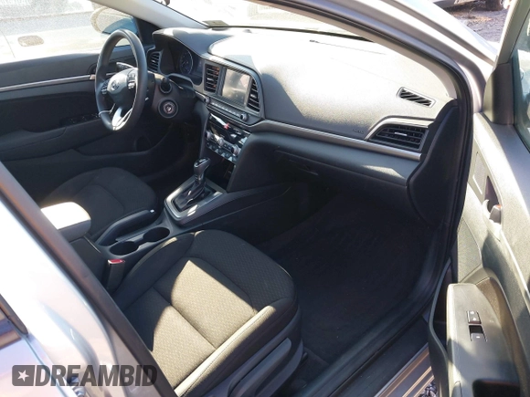 2020 Hyundai Elantra SEL z VIN 5NPD84LF6LH547993, wystawiony jako IAAI lot #41036804 z przebiegiem 72 360 mil mil oraz . Historia ofert i sprzedaży dostępna na DreamBid. Obrazek 5.