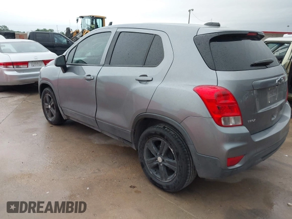 2020 Chevrolet Trax LS with VIN 3GNCJKSB2LL221800, listed as a IAAI auction lot 42196637 with 43,085 mi miles and . Bid and sale history available at DreamBid. Image 3.