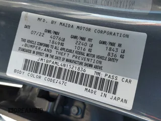 2022 Mazda Mazda3 Hatchback Premium with VIN JM1BPAML4N1521836, listed as a IAAI auction lot 41828139 with 42,786 mi miles. Bid and sale history available at carsss.com. Image 9.