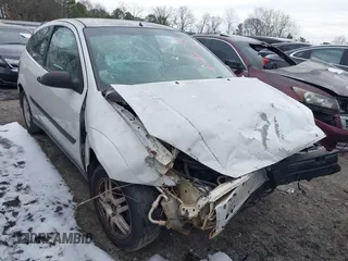 2000 Ford Focus ZX3 with VIN 3FAFP3130YR210633, listed as a IAAI auction lot 41376240 with Not Provided miles and . Bid and sale history available at carsss.com. Image 1.