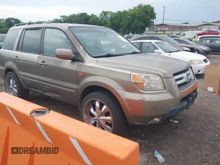 2008 Honda Pilot EX-L with VIN 5FNYF18658B019530, listed as a IAAI auction lot 42615529 with 194,082 mi miles and . Bid and sale history available at DreamBid. Image 1.