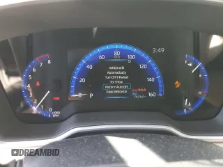 2022 Toyota Corolla Cross XLE z VIN 7MUDAABG7NV029746, wystawiony jako Copart lot #57632995 z przebiegiem 26 262 mil mil oraz Szkoda całkowita • Salvage title. Historia ofert i sprzedaży dostępna na DreamBid. Obrazek 9.