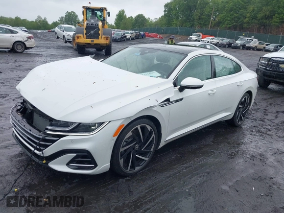 2023 Volkswagen Arteon SEL Premium R-Line z VIN WVWTR7AN4PE014292, wystawiony jako IAAI lot #42331800 z przebiegiem 6 389 mil mil oraz . Historia ofert i sprzedaży dostępna na DreamBid. Obrazek 17.