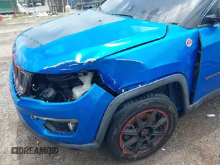 2018 Jeep Compass Trailhawk с VIN 3C4NJDDB3JT212689, выставлен на аукционе IAAI как лот 42628715 с пробегом 209 321 миль миль и . История ставок и продаж доступна на DreamBid. Изображение 6.