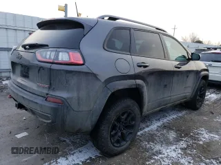 2019 Jeep Cherokee Trailhawk with VIN 1C4PJMBN5KD143033, listed as a Copart auction lot 45791865 with 88,355 mi miles and Clean Title. Bid and sale history available at DreamBid. Image 3.