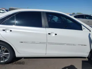 2015 Toyota Camry XLE z VIN 4T1BF1FK7FU478581, wystawiony jako IAAI lot #41827385 z przebiegiem 131 375 mil mil oraz . Historia ofert i sprzedaży dostępna na DreamBid. Obrazek 14.