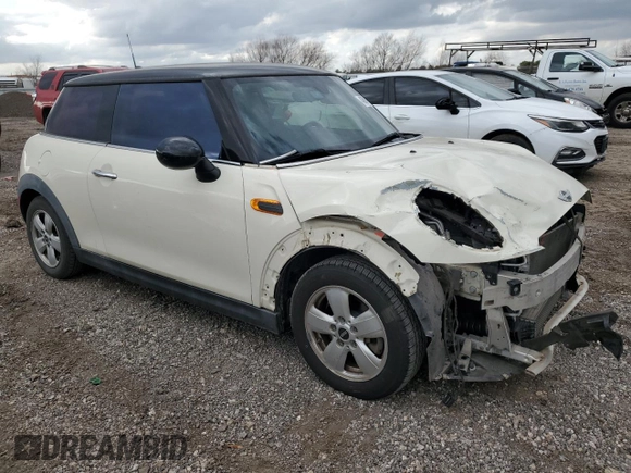 2015 MINI Hardtop with VIN WMWXM5C58F3A57125, listed as a Copart auction lot 43694195 with 78,875 mi miles and Salvage Title. Bid and sale history available at DreamBid. Image 4.