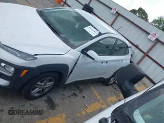 2021 Hyundai Kona SE с VIN KM8K12AA5MU642460, выставлен на аукционе IAAI как лот 42173824 с пробегом 116 520 миль миль и . История ставок и продаж доступна на DreamBid. Изображение 14.