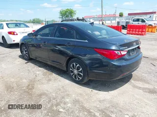 2012 Hyundai Sonata GLS with VIN 5NPEB4AC8CH309903, listed as a IAAI auction lot 42135224 with 182,416 mi miles. Bid and sale history available at carsss.com. Image 3.