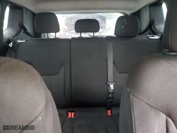 2016 Jeep Renegade Sport with VIN ZACCJAAT3GPD73384, listed as a Copart auction lot 50210495 with 204,068 mi miles and Clean Title. Bid and sale history available at carsss.com. Image 10.