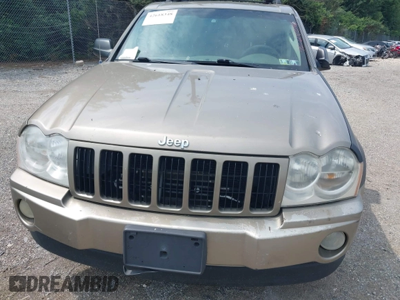 2005 Jeep Grand Cherokee Laredo с VIN 1J4HR48N95C702088, выставлен на аукционе IAAI как лот 42618348 с пробегом Не указан миль и . История ставок и продаж доступна на DreamBid. Изображение 10.
