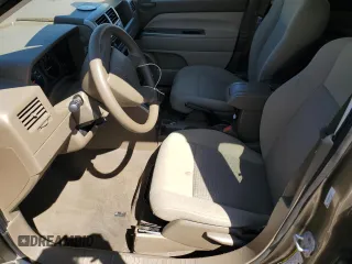 2007 Jeep Compass Sport with VIN 1J8FF47W07D211978, listed as a Copart auction lot 54233665 with 102,397 mi miles and Salvage Title. Bid and sale history available at carsss.com. Image 7.