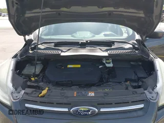 2016 Ford Escape SE with VIN 1FMCU0GXXGUB66870, listed as a IAAI auction lot 42219454 with 116,158 mi miles and . Bid and sale history available at carsss.com. Image 10.