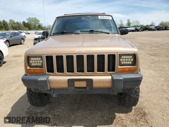 2000 Jeep Cherokee Classic с VIN 1J4FF58S7YL134763, выставлен на аукционе Copart как лот 55957205 с пробегом 229 160 миль миль и Списание • Salvage title. История ставок и продаж доступна на DreamBid. Изображение 5.