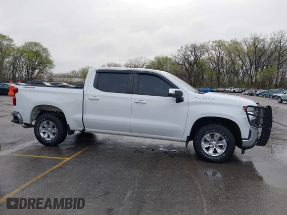 2021 Chevrolet Silverado 1500 LT with VIN 3GCUYDED4MG312692, listed as a IAAI auction lot 41922874 with 141,479 mi miles. Bid and sale history available at carsss.com. Image 13.