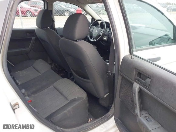2009 Ford Focus SE with VIN 1FAHP35N19W127991, listed as a IAAI auction lot 41932011 with 1 mi miles. Bid and sale history available at carsss.com. Image 8.