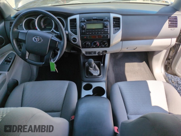 2012 Toyota Tacoma z VIN 5TFUU4EN2CX046135, wystawiony jako Copart lot #59400405 z przebiegiem 105 033 mil mil oraz Szkoda całkowita • Salvage title. Historia ofert i sprzedaży dostępna na DreamBid. Obrazek 8.