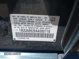2004 Acura TL with VIN 19UUA66264A060716, listed as a IAAI auction lot 42120663 with 175,765 mi miles. Bid and sale history available at carsss.com. Image 9.