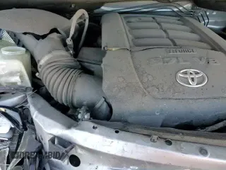 2018 Toyota Tundra SR5 z VIN 5TFDY5F15JX722094, wystawiony jako Copart lot #87127225 z przebiegiem 54 044 mil mil oraz Szkoda całkowita • Salvage title. Historia ofert i sprzedaży dostępna na DreamBid. Obrazek 15.