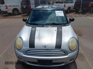 2009 MINI Hardtop with VIN WMWMF33599TT69778, listed as a IAAI auction lot 42262628 with 79,028 mi miles and . Bid and sale history available at DreamBid. Image 6.