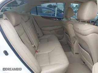 2005 Lexus ES 330 with VIN JTHBA30G055084186, listed as a IAAI auction lot 42064508 with 154,736 mi miles. Bid and sale history available at carsss.com. Image 8.