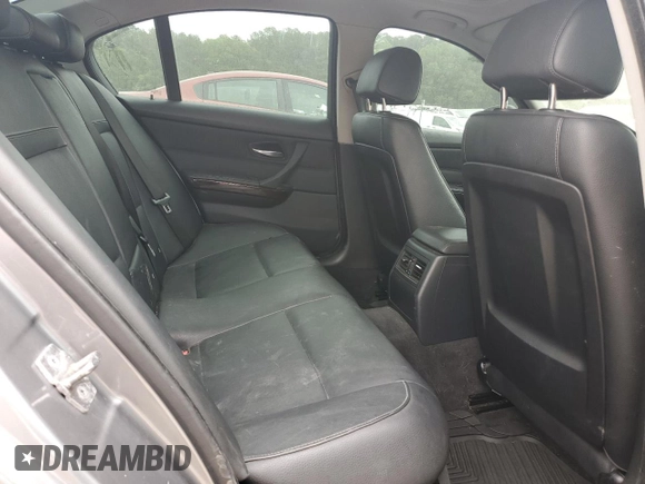 2010 BMW 3 Series 328i xDrive with VIN WBAPK5C54AA648639, listed as a Copart auction lot 53168945 with 174,513 mi miles and Salvage title. Bid and sale history available at DreamBid. Image 10.