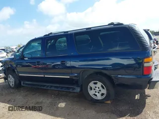 2004 Chevrolet Suburban LT with VIN 3GNEC16T24G290321, listed as a IAAI auction lot 41807808 with 176,964 mi miles. Bid and sale history available at carsss.com. Image 14.