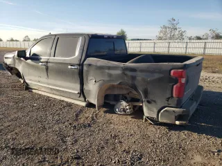 2024 Chevrolet Silverado 1500 High Country with VIN 1GCUDJEL3RZ303409, listed as a Copart auction lot 82306434 with 8,842 mi miles and Salvage Title. Bid and sale history available at DreamBid. Image 2.