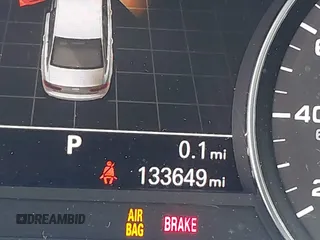 2014 Audi A6 Prestige z VIN WAUHMAFCXEN014381, wystawiony jako IAAI lot #41794551 z przebiegiem 133 649 mil mil oraz . Historia ofert i sprzedaży dostępna na DreamBid. Obrazek 15.