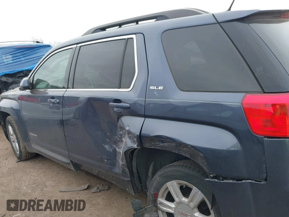 2014 GMC Terrain SLE z VIN 2GKFLRE35E6316926, wystawiony jako IAAI lot #41395057 z przebiegiem 165 055 mil mil oraz . Historia ofert i sprzedaży dostępna na DreamBid. Obrazek 14.