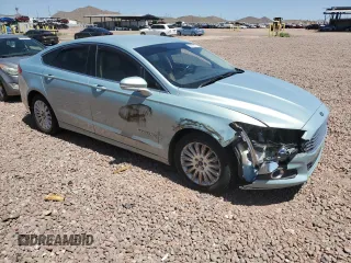 2014 Ford Fusion SE Hybrid with VIN 3FA6P0LU2ER164335, listed as a Copart auction lot 52922895 with 147,450 mi miles and Salvage Title. Bid and sale history available at carsss.com. Image 4.