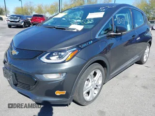 2020 Chevrolet Bolt EV LT z VIN 1G1FY6S05L4135290, wystawiony jako IAAI lot #41598059 z przebiegiem 46 938 mil mil oraz . Historia ofert i sprzedaży dostępna na DreamBid. Obrazek 2.