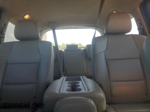 2015 Honda Odyssey EX-L z VIN 5FNRL5H66FB073873, wystawiony jako Copart lot #55090705 z przebiegiem 194 981 mil mil oraz Czysty tytuł • Clean title. Historia ofert i sprzedaży dostępna na DreamBid. Obrazek 10.