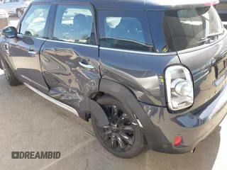 2019 MINI Countryman Cooper S with VIN WMZYT3C51K3E95266, listed as a IAAI auction lot 42531352 with 67,987 mi miles and . Bid and sale history available at DreamBid. Image 6.
