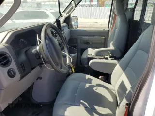 2014 Ford Econoline Cargo Commercial with VIN 1FTNE1EW2EDA41272, listed as a Copart auction lot 60940174 with 249,854 mi miles and Clean title. Bid and sale history available at DreamBid. Image 8.