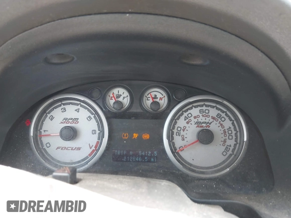 2011 Ford Focus SE with VIN 1FAHP3FN9BW132599, listed as a IAAI auction lot 42056339 with 212,846 mi miles and . Bid and sale history available at DreamBid. Image 7.