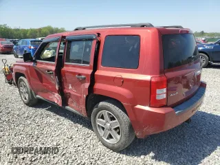 2008 Jeep Patriot Sport z VIN 1J8FF28W08D703852, wystawiony jako Copart lot #52450325 z przebiegiem 218 451 mil mil oraz Szkoda całkowita • Salvage title. Historia ofert i sprzedaży dostępna na DreamBid. Obrazek 2.