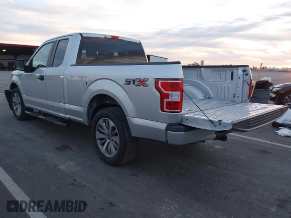 2018 Ford F-150 XL z VIN 1FTEX1CP3JKF05388, wystawiony jako IAAI lot #41287281 z przebiegiem 80 124 mil mil oraz . Historia ofert i sprzedaży dostępna na DreamBid. Obrazek 3.