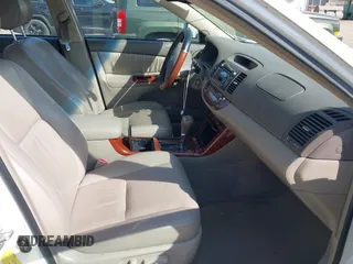 2005 Toyota Camry LE with VIN JTDBF30K650165746, listed as a IAAI auction lot 42066944 with 205,829 mi miles and . Bid and sale history available at DreamBid. Image 5.