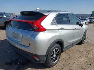 2020 Mitsubishi Eclipse Cross ES z VIN JA4AT3AA4LZ023053, wystawiony jako IAAI lot #41724940 z przebiegiem 93 485 mil mil oraz . Historia ofert i sprzedaży dostępna na DreamBid. Obrazek 4.