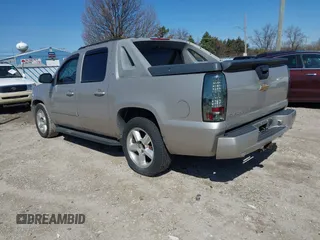 2007 Chevrolet Avalanche LTZ z VIN 3GNFK12357G117443, wystawiony jako IAAI lot #41988399 z przebiegiem Nie podano mil oraz . Historia ofert i sprzedaży dostępna na DreamBid. Obrazek 3.