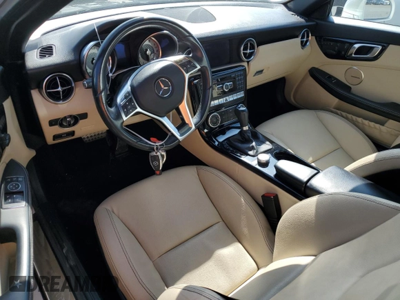 2015 Mercedes-Benz SLK-Class SLK 250 with VIN WDDPK4HA4FF109182, listed as a Copart auction lot 45529764 with 47,542 mi miles. Bid and sale history available at carsss.com. Image 8.
