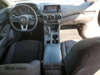2022 Nissan Sentra S z VIN 3N1AB8BV9NY252853, wystawiony jako Copart lot #49887135 z przebiegiem 41 649 mil mil oraz Szkody całkowita. Historia ofert i sprzedaży dostępna na DreamBid. Obrazek 8.